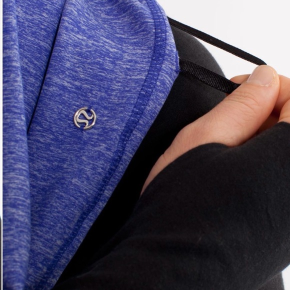 SOLD - Lululemon Infinity Scarf - Picture 3 of 5